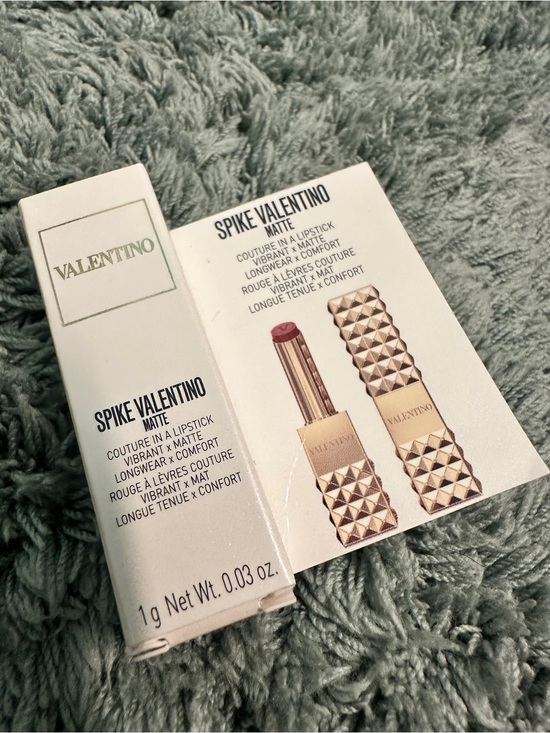 Valentino Other - Valentino Spike Matte Lipstick - 100R Stand Out in Nude Pink (not nude)